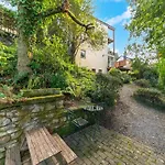 With Terrace In Luxembourg Διαμέρισμα *